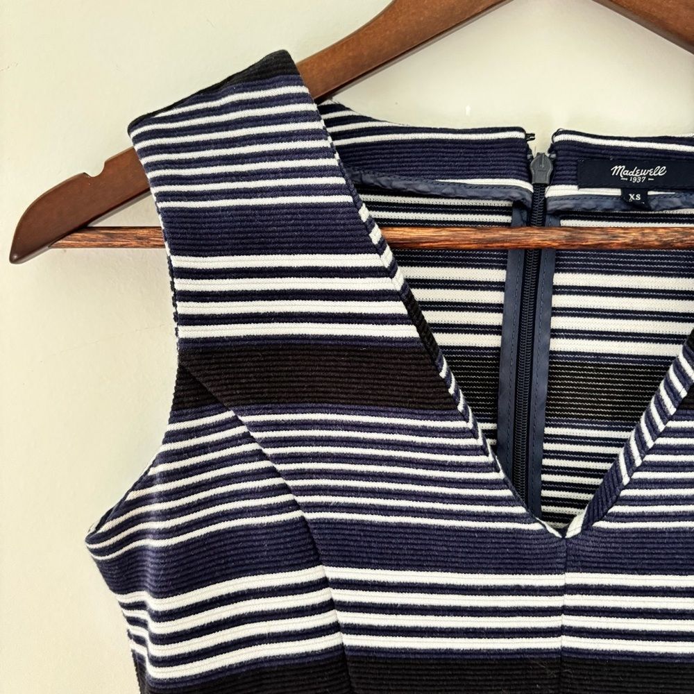 Madewell Navy Striped Sleeveless Fit & Flare Dress XS - Picture 4 of 10